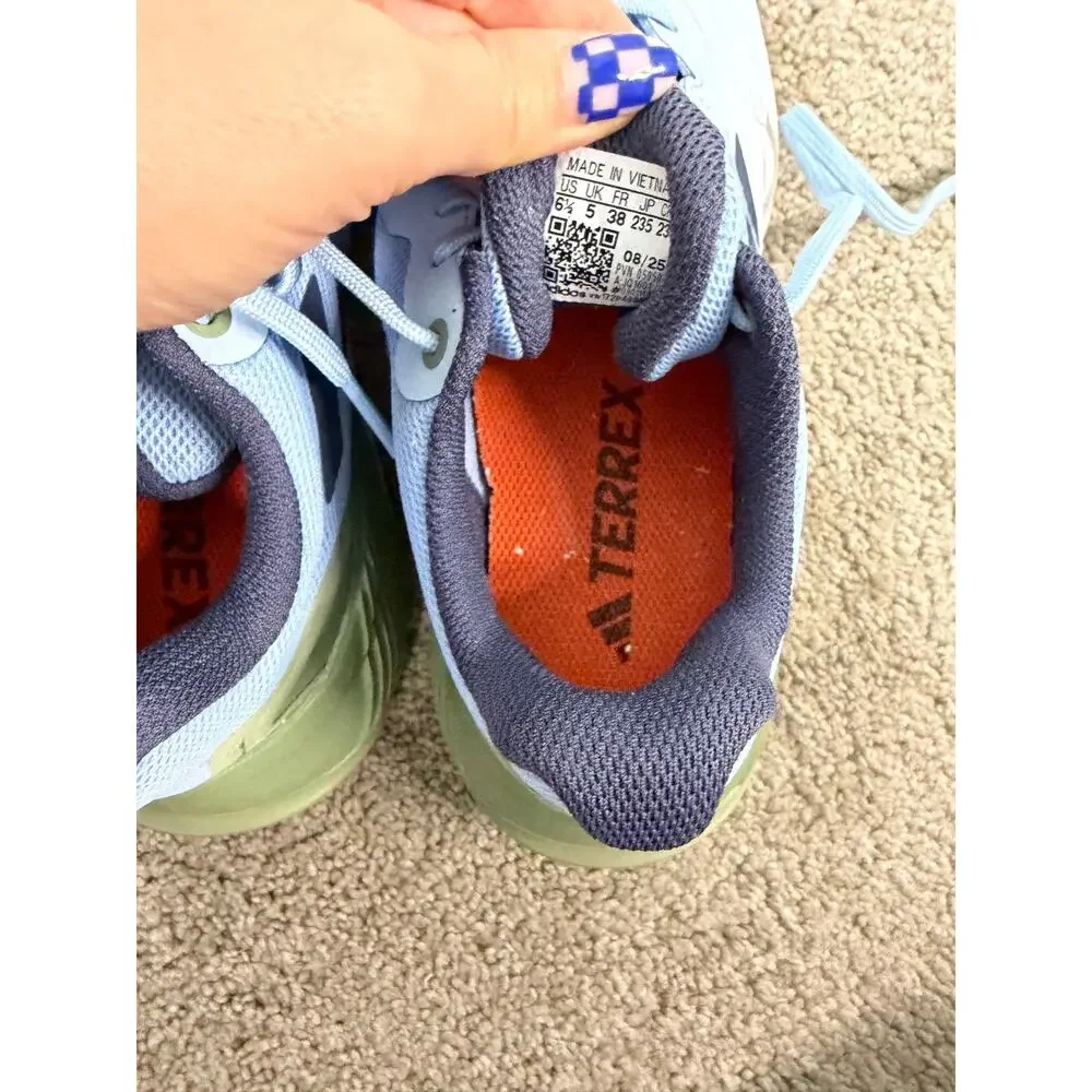 NWOT Adidas Terrex Women’s Outdoor Sneakers Size 6.5